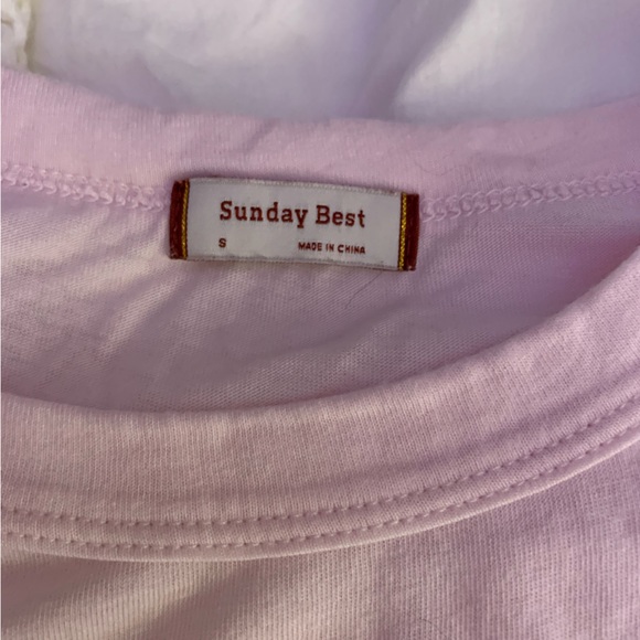 Sunday best light pink Tee-shirt with small banana emoji - Picture 2 of 3